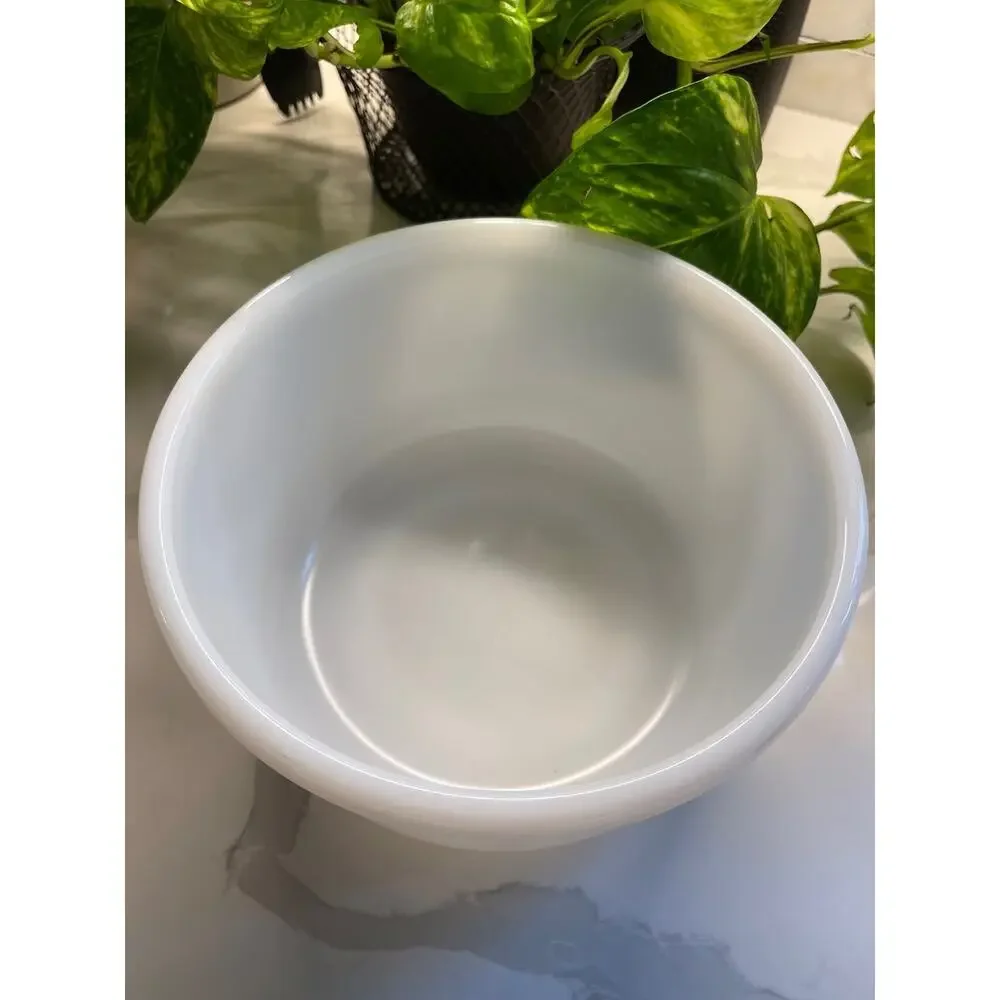 Vintage Milkglass Glassbake Mixing Bowl 8.5